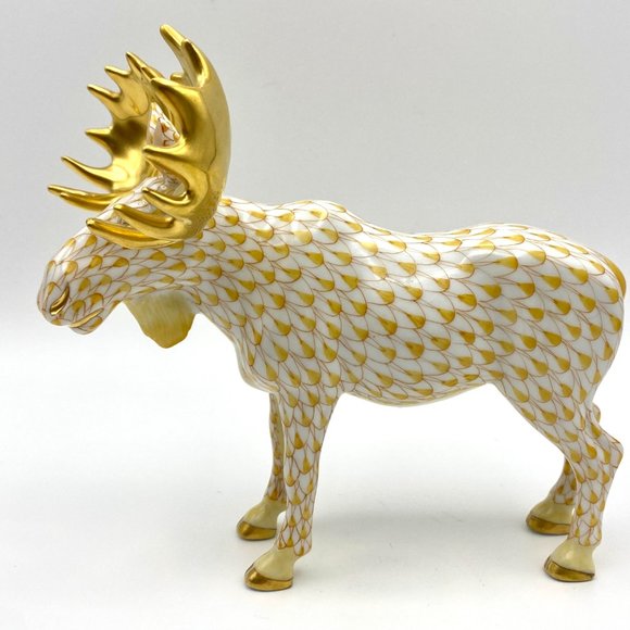 Herend Hungary Yellow golden fishnet porcelain Moose figurine 6" - Picture 2 of 8